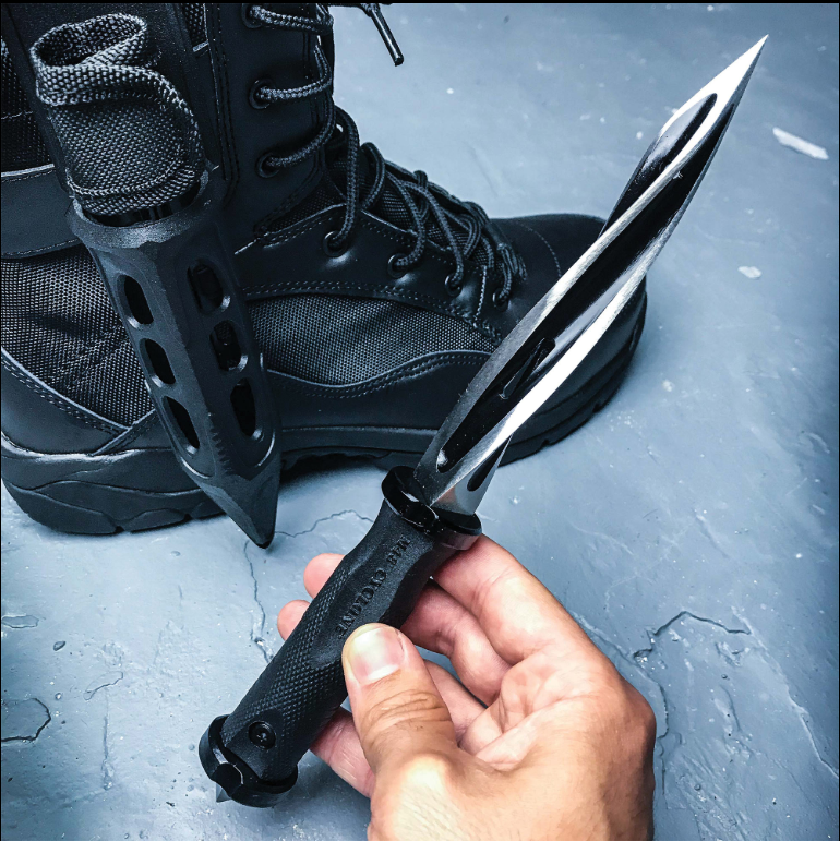 United Cutlery M48 Cyclone Twisted Boot Knife (UC3287)
