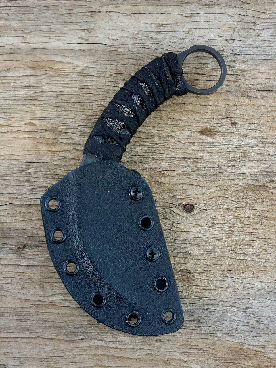 Angel Fire Watch Dog Karambit (AngelfireWtchDgKbit)