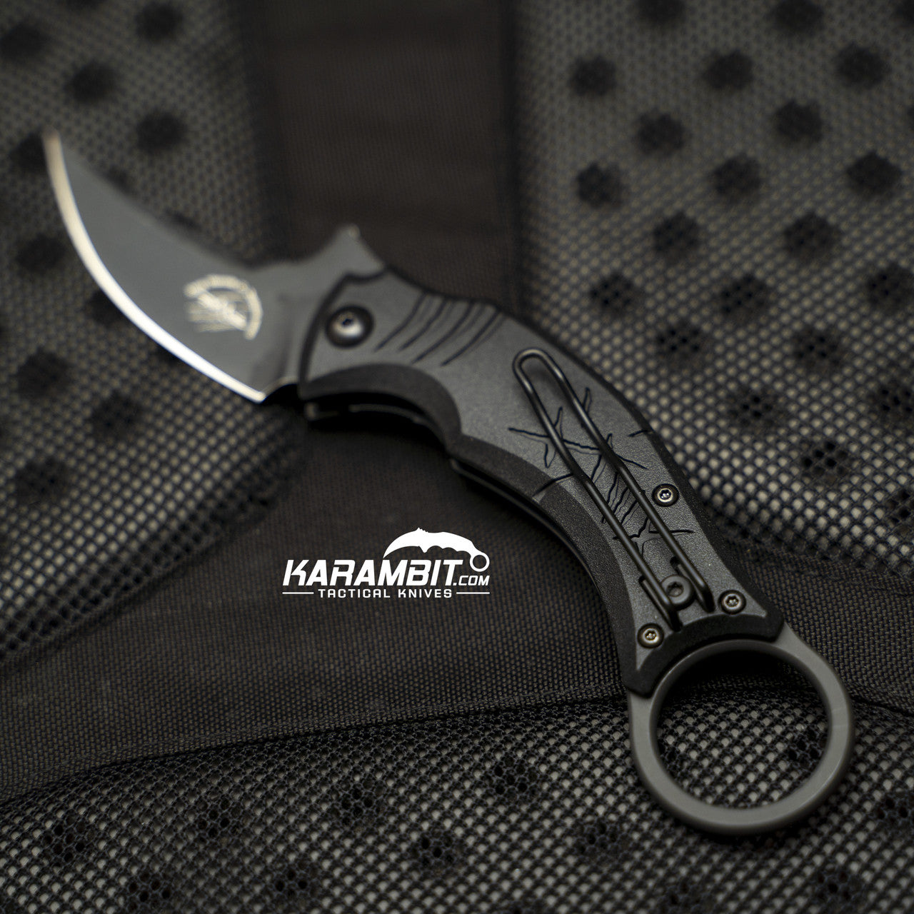 Bastinelli 2019 Folding Black Mako Karambit (BastiFldngMakoBlk)