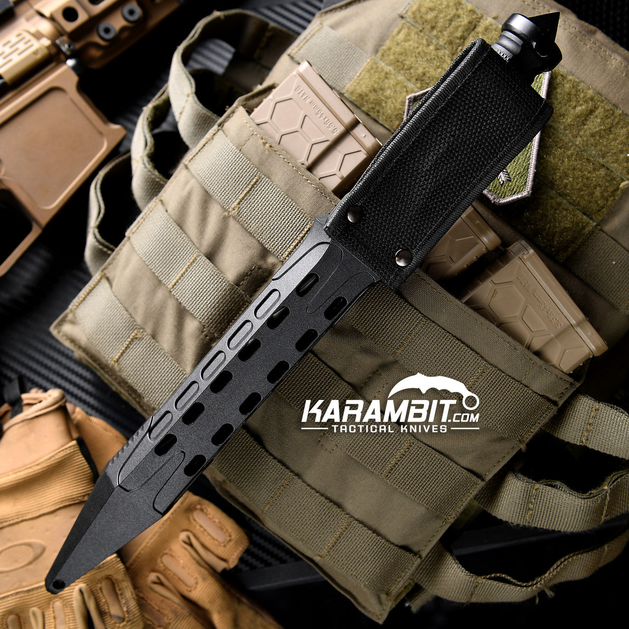 United Cutlery M48 Cyclone Twisted Fixed Blade (UC3163)