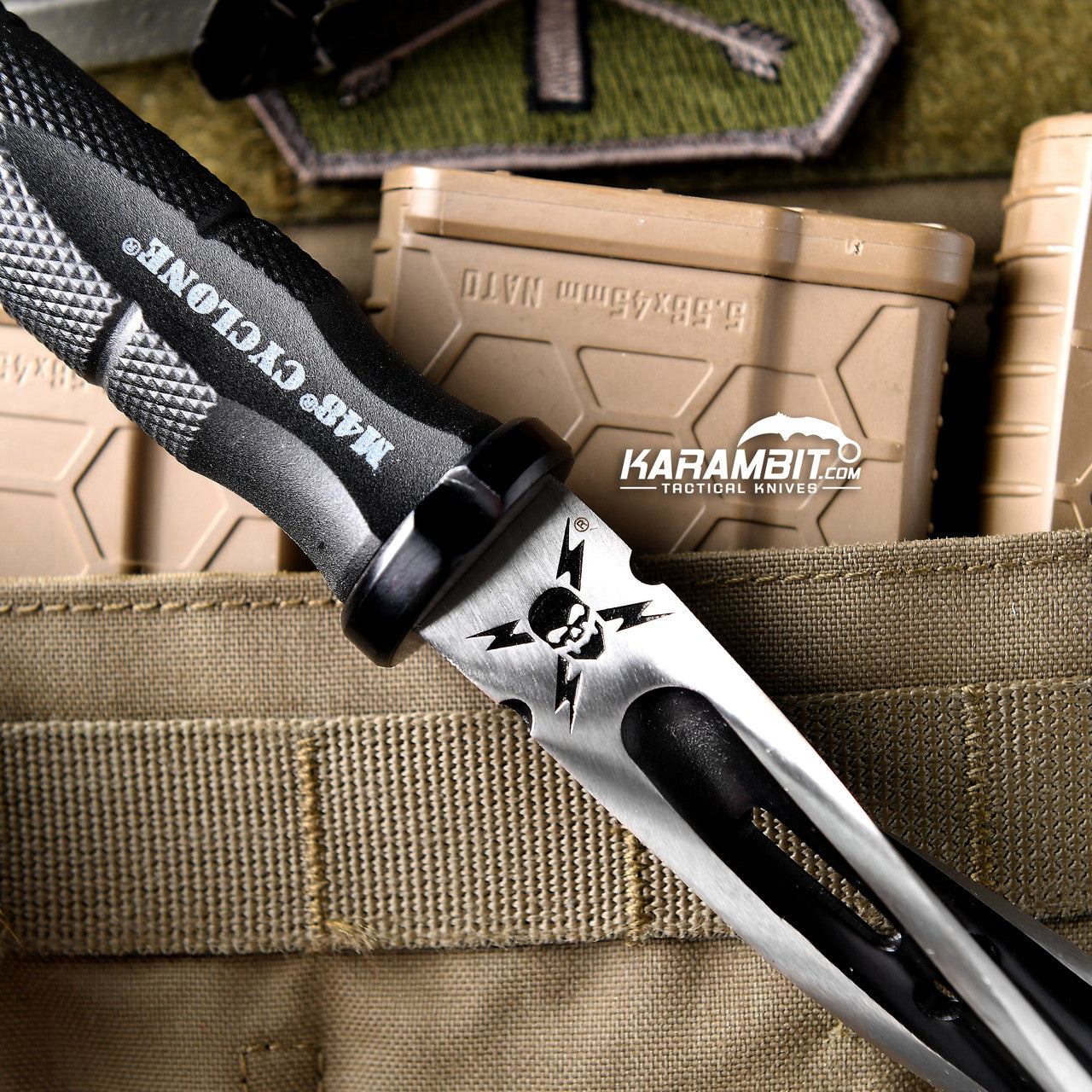 United Cutlery M48 Cyclone Twisted Fixed Blade (UC3163)