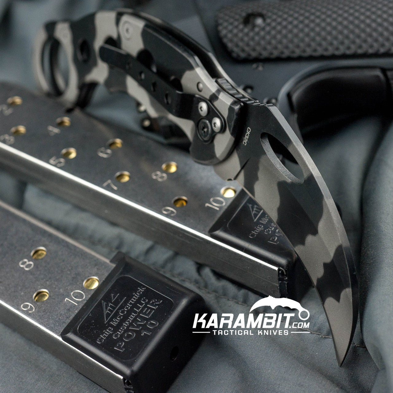 Smith & Wesson Urban Titanium Camo Karambit