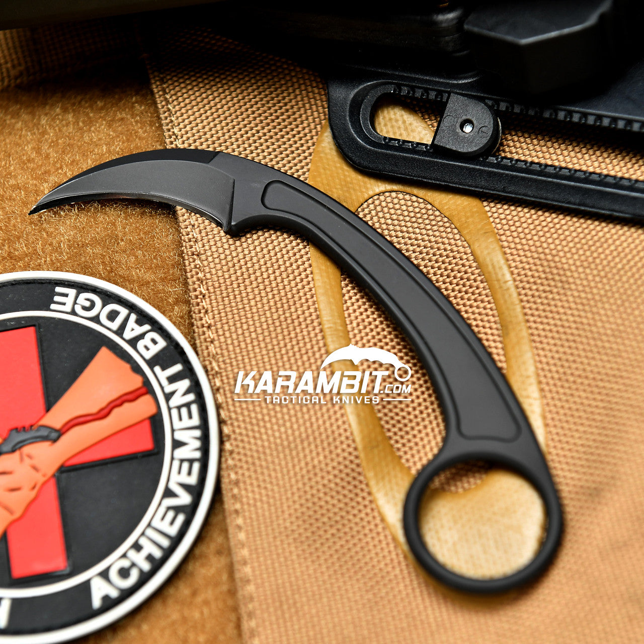 Bastinelli Pika Black Fixed Karambit (BastiPikaBlack)