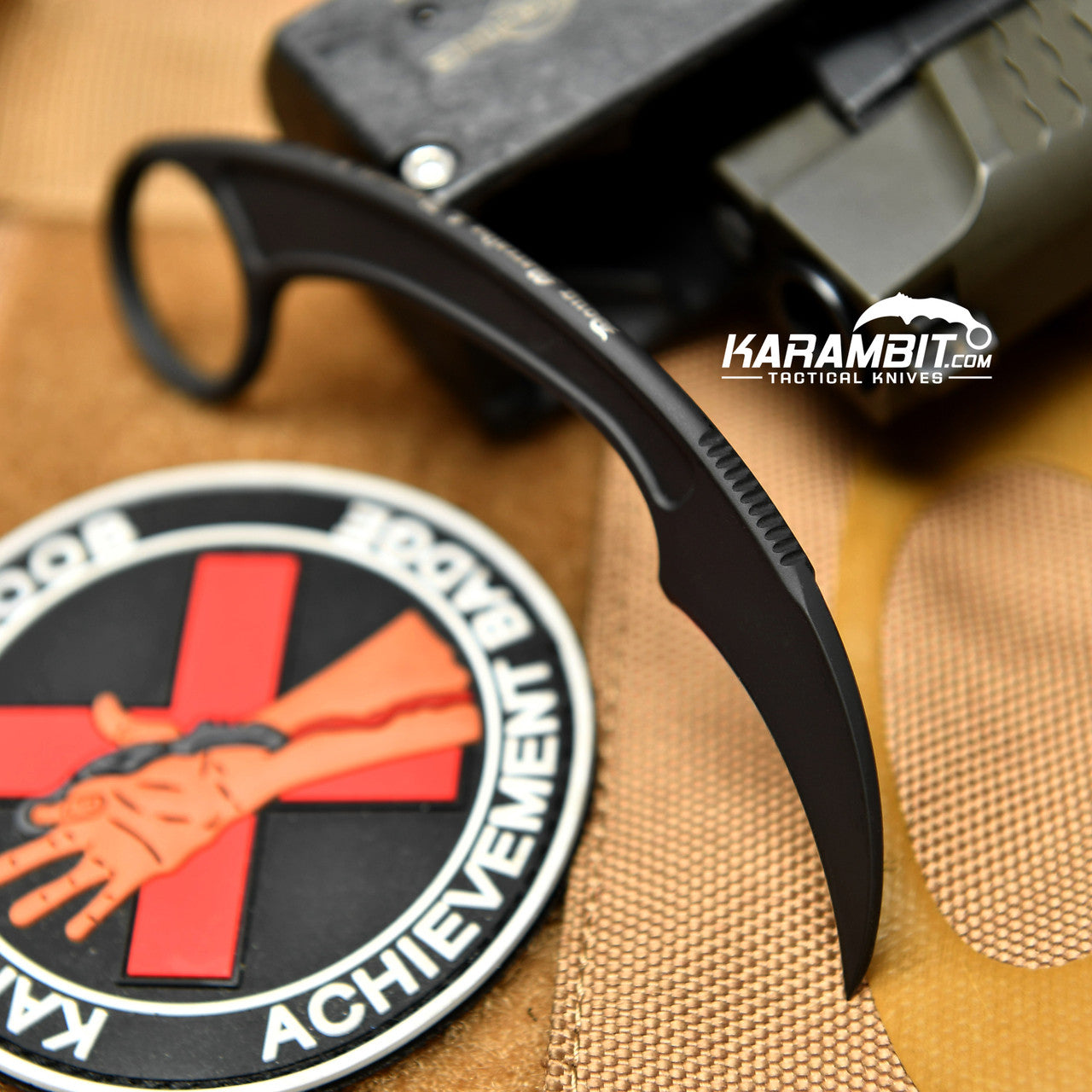 Bastinelli Pika Black Fixed Karambit (BastiPikaBlack)