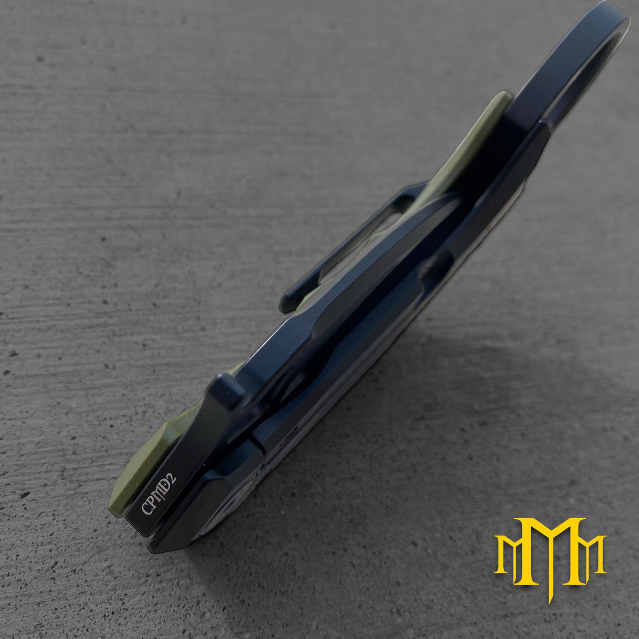 UDT Knives M390 Carbon Fiber Folding Karambit (UDTM390CFBlk)