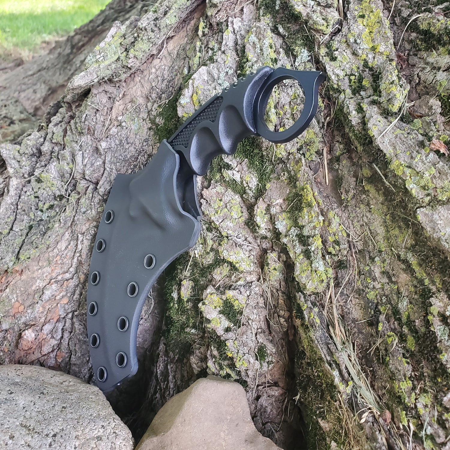 Black Fixed Blade Knife Set with Custom Sheaths
